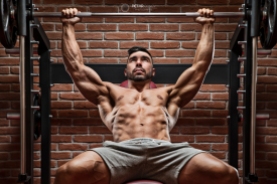 Bodybuilder workout for chest.